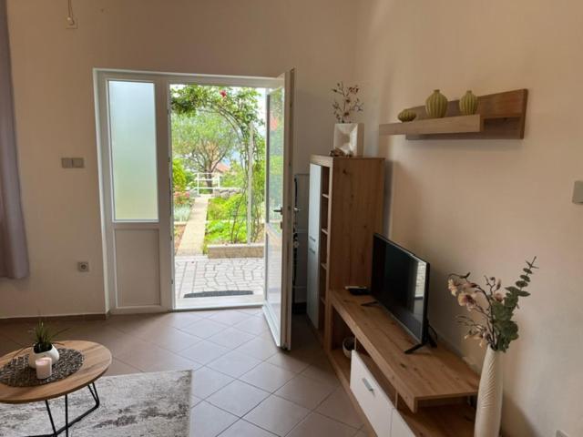 Apartman Laura Dramalj Ruang foto